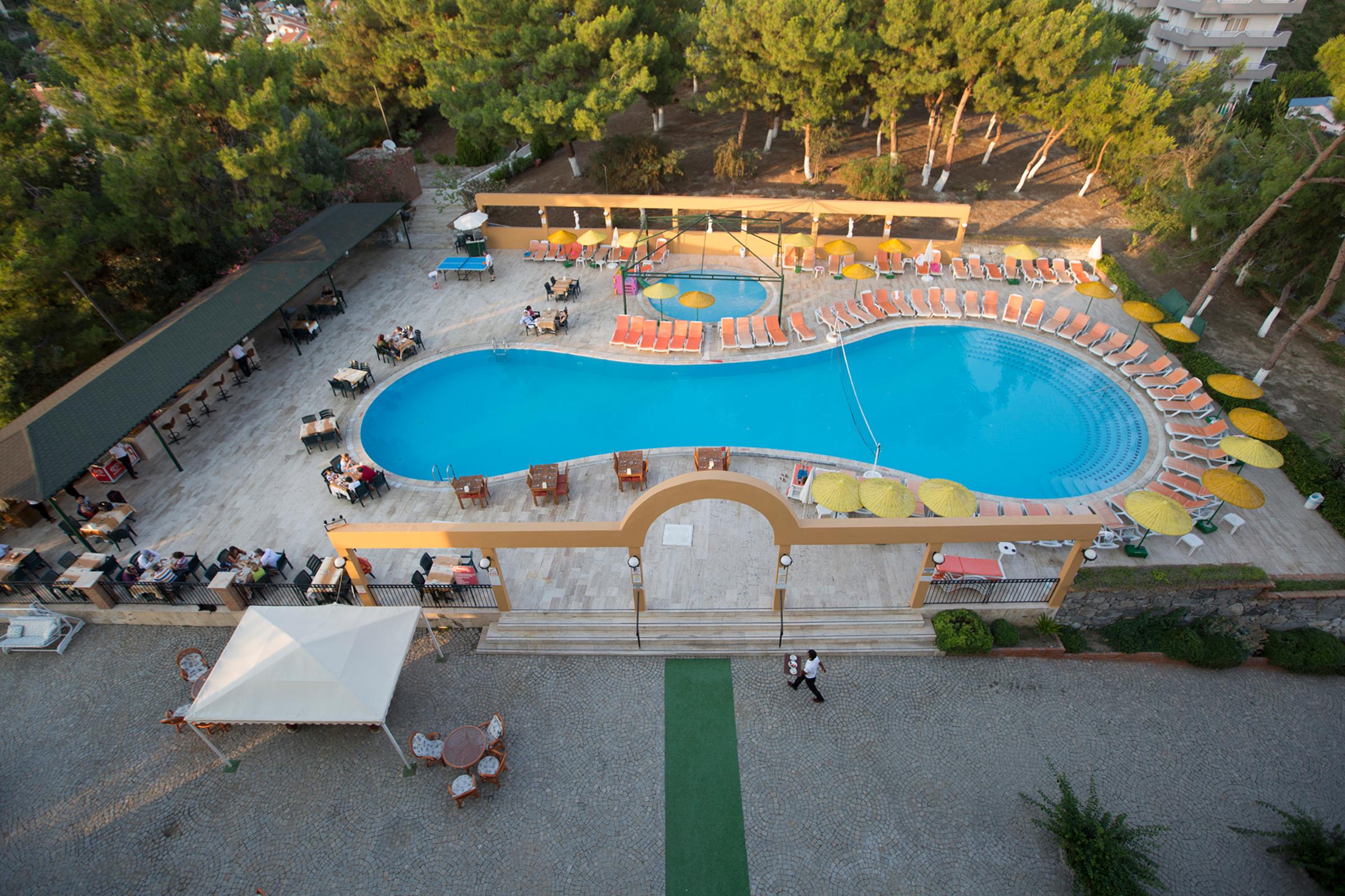 Tuntas Family Suites Kusadası Exterior foto